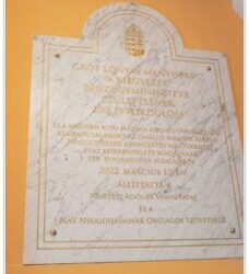 Emléktábla avatás a Mátyás utcában – gróf Lónyai Menyhért tiszteletére